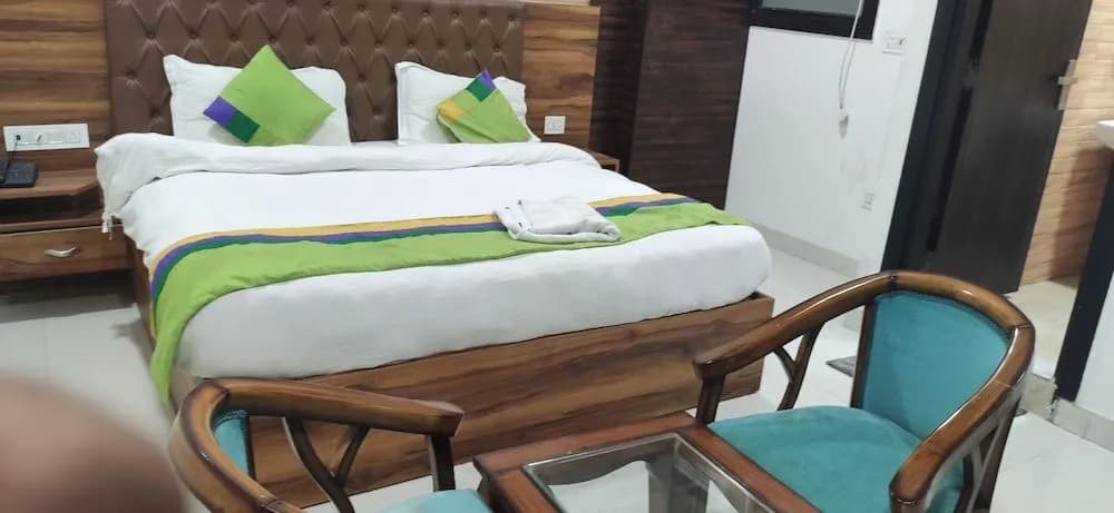 Hotel Nysha Suites - photo 4