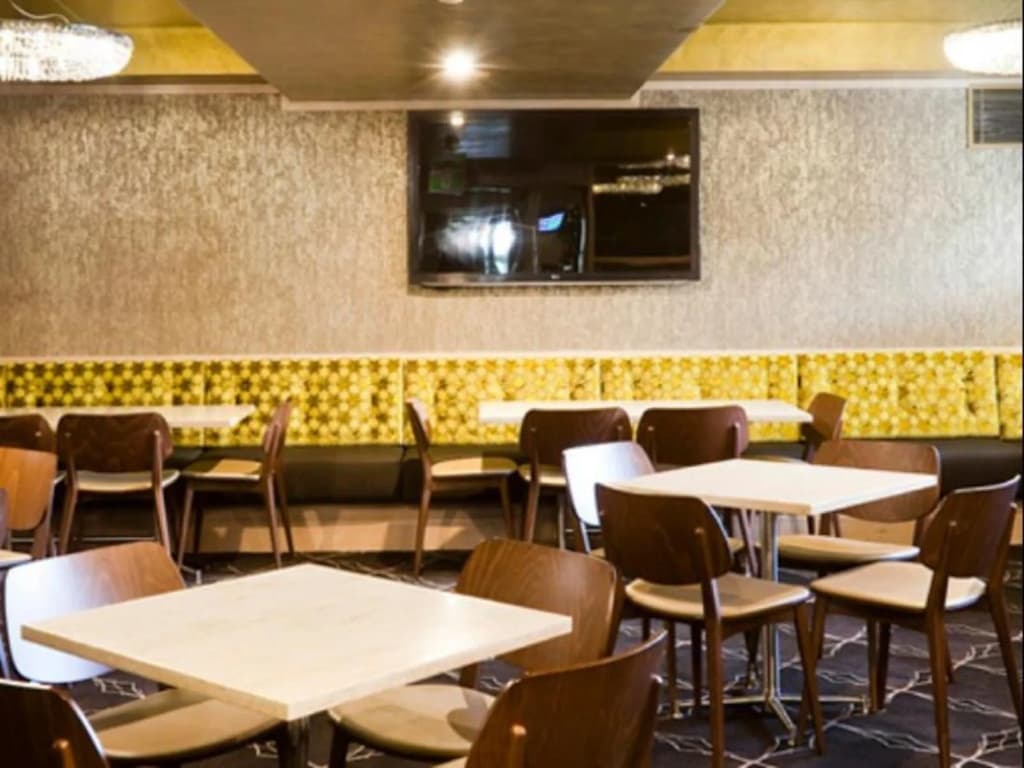 Royal Hotel Randwick - photo 12