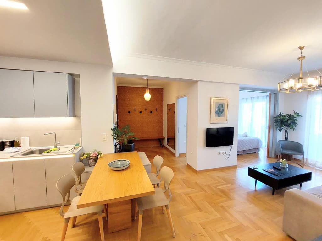 Elegant Apartment in Acropolis - photo 2