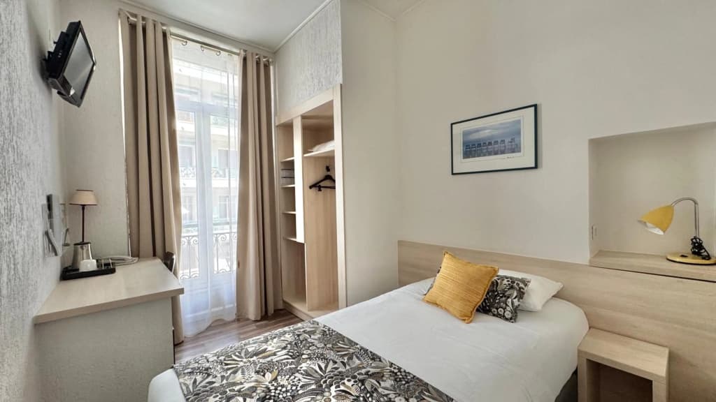 Hôtel Helvétique - photo 5