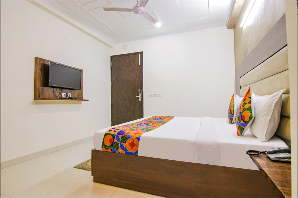 Fabhotel Airport Avalon - photo 3