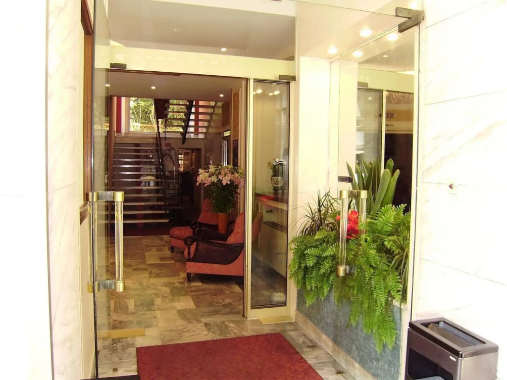 Hotel Busby - photo 16