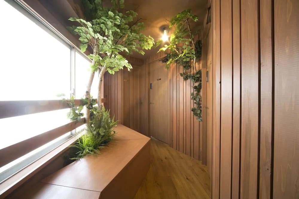 The Wardrobe Hostel Tree - photo 10