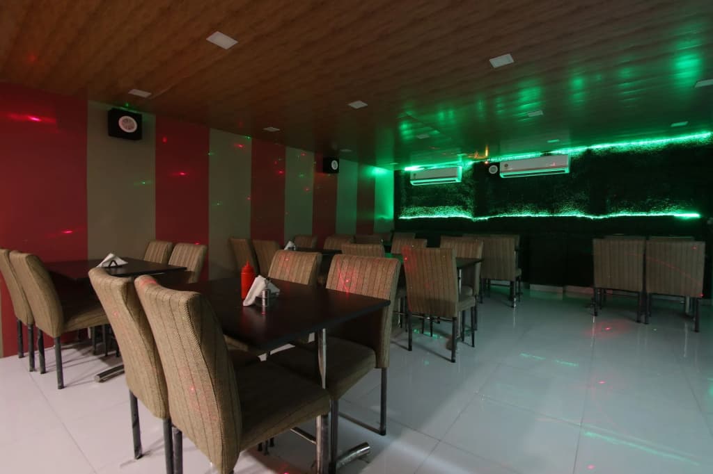 Hotel Hill Palace - photo 23