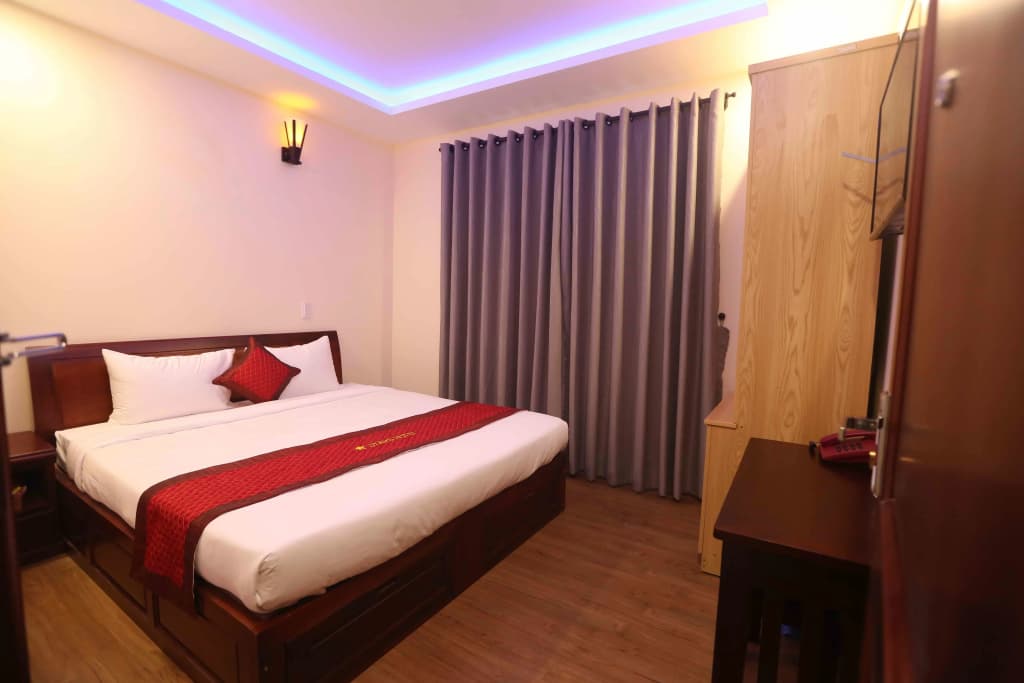Stars Hotel - photo 2
