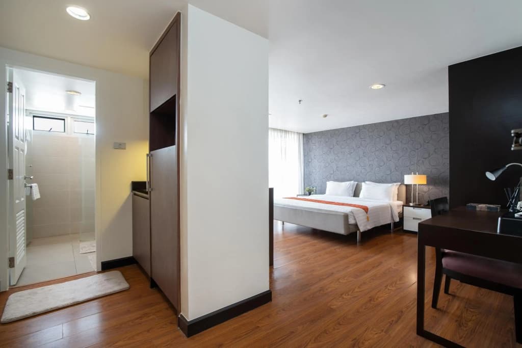 Lily Hotel Bangkok - photo 40