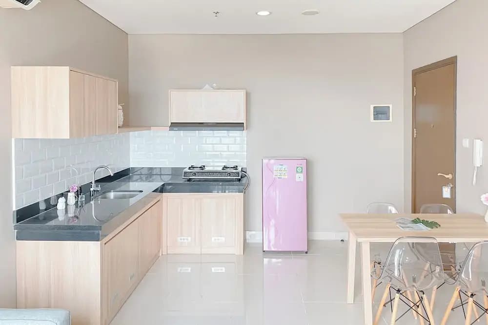 Best Deal and Elegant 2BR Apartment at Ciputra International - photo 14