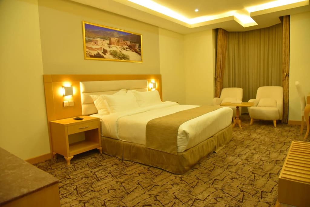 Muscat Plaza Hotel - photo 14