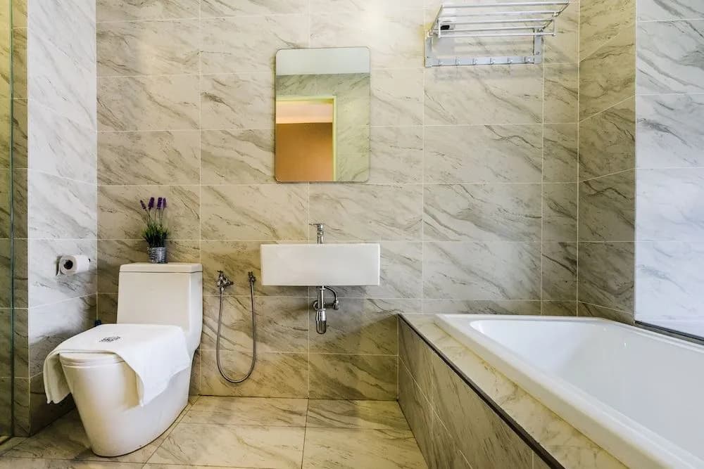 Imperio Residence with Private Bathtub by Lets Stay - photo 6