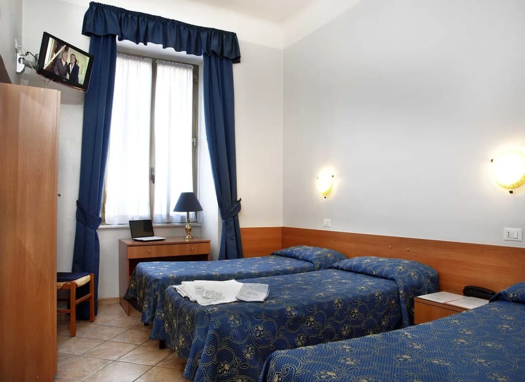 Hotel Marechiaro - photo 4