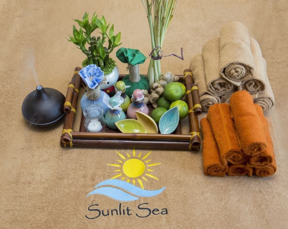 Sunlit Sea Hotel - photo 11