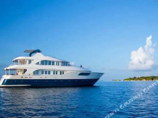 Honors Legacy Yacht - photo 1