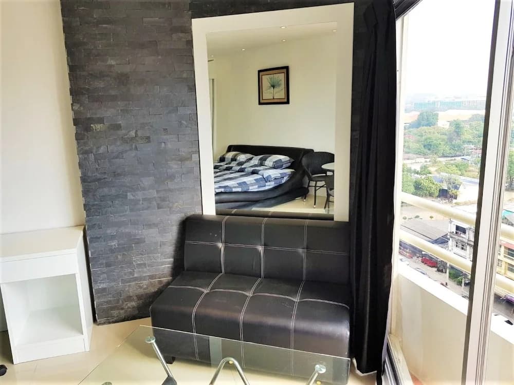 11th Floor Studio at View Talay 1 - main photo