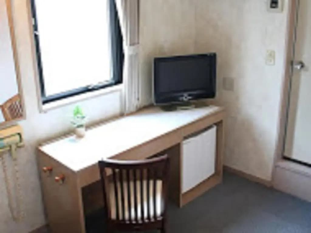 Hotel Livemax BUDGET Fuchu Annex - photo 4