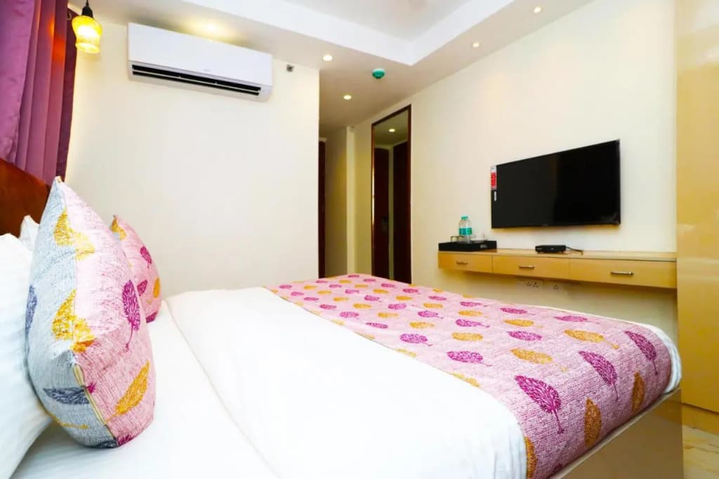 Hotel Leo Saffron - photo 37