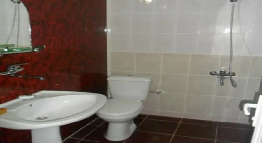 Hotel Grand - photo 8