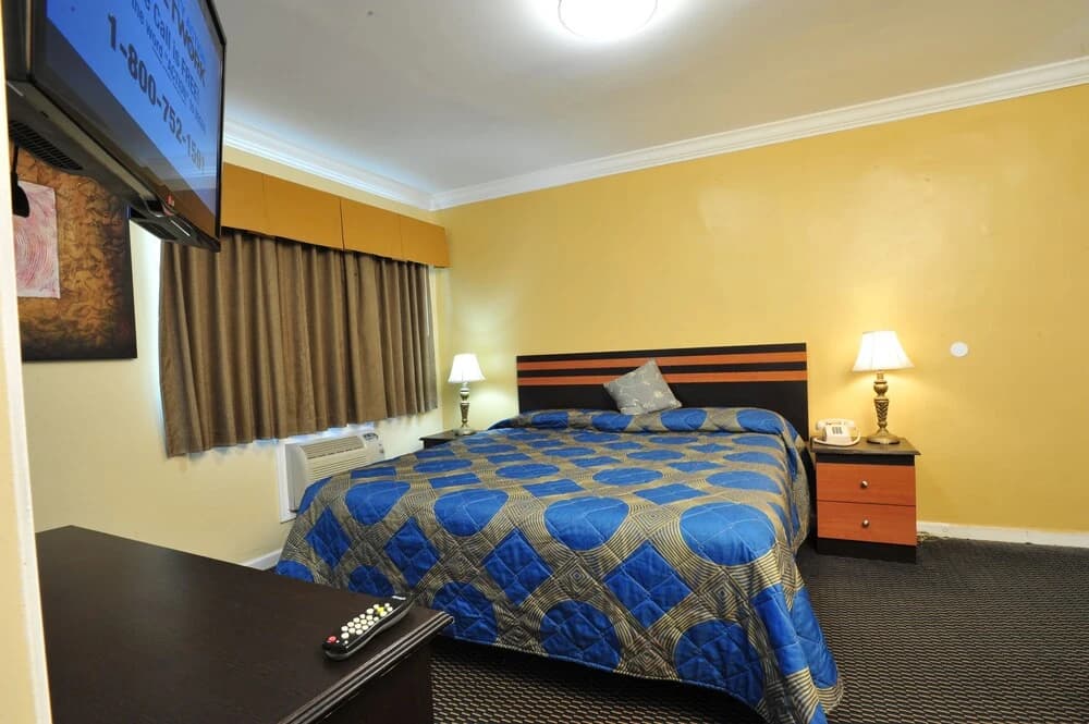 King Motel - photo 6