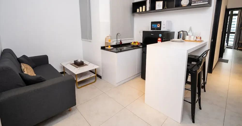 Neu Suites 3rdNvenue by Perfect Host - photo 33