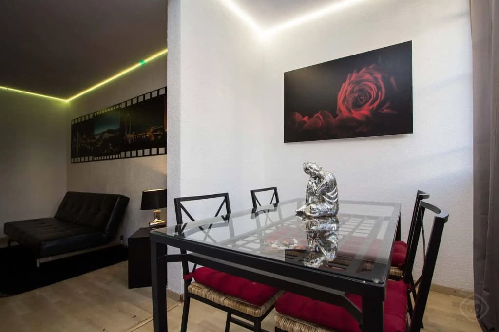 Eixample Apartments Sant Antoni Area - photo 17