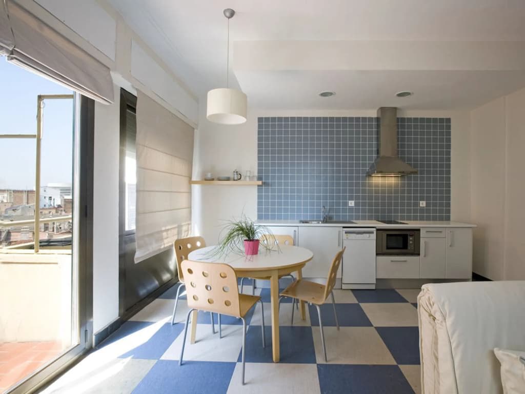 Apartamentos Mayerling Bisbe Urquinaona - photo 2