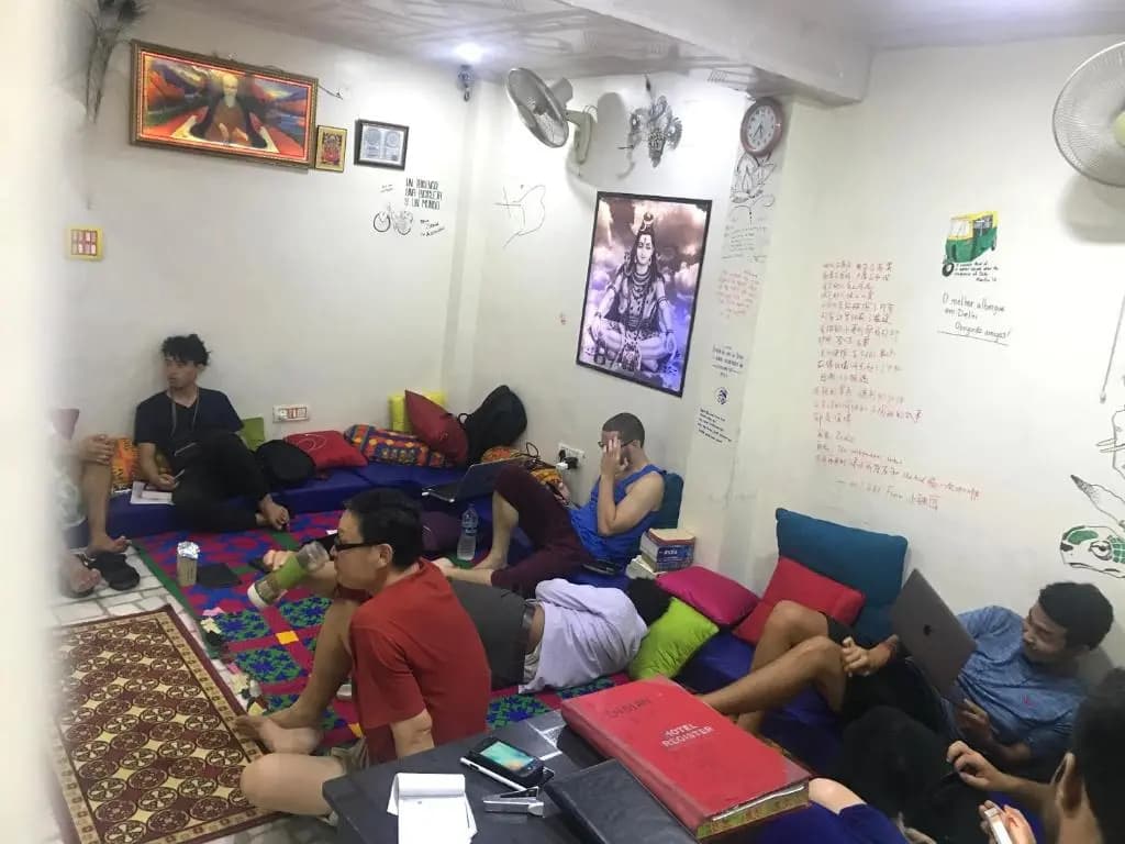 Comfort Stay Hostel - photo 12