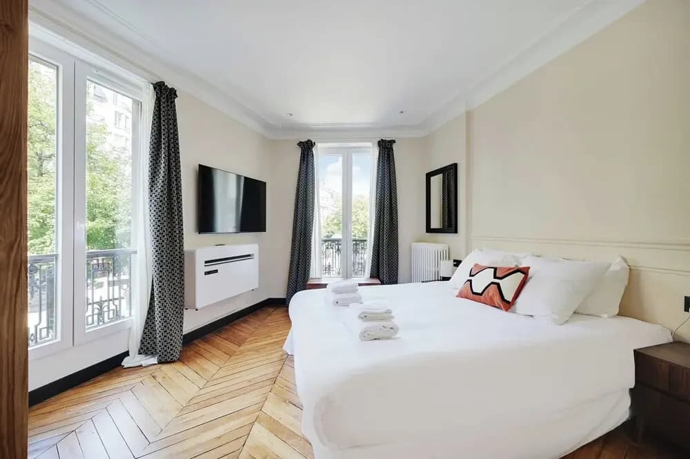 Charming apt - 2br/6p - Ternes/ Arc de Triomphe - photo 4