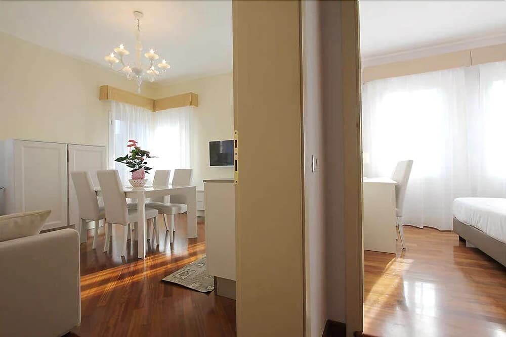 City Apartments - Splendid - photo 4