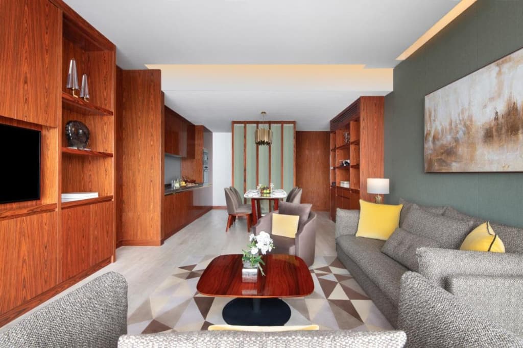 The Bentley Luxury Hotel and Suites - photo 36