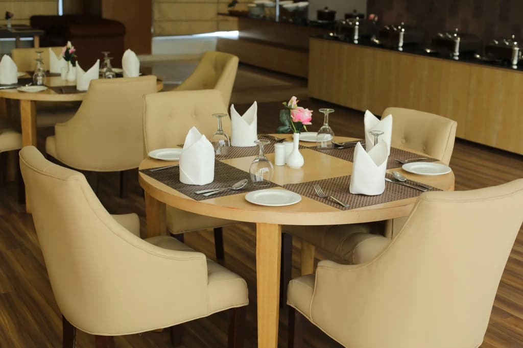 Udman Hotels and Resorts BY FERNS N PETALS - photo 4