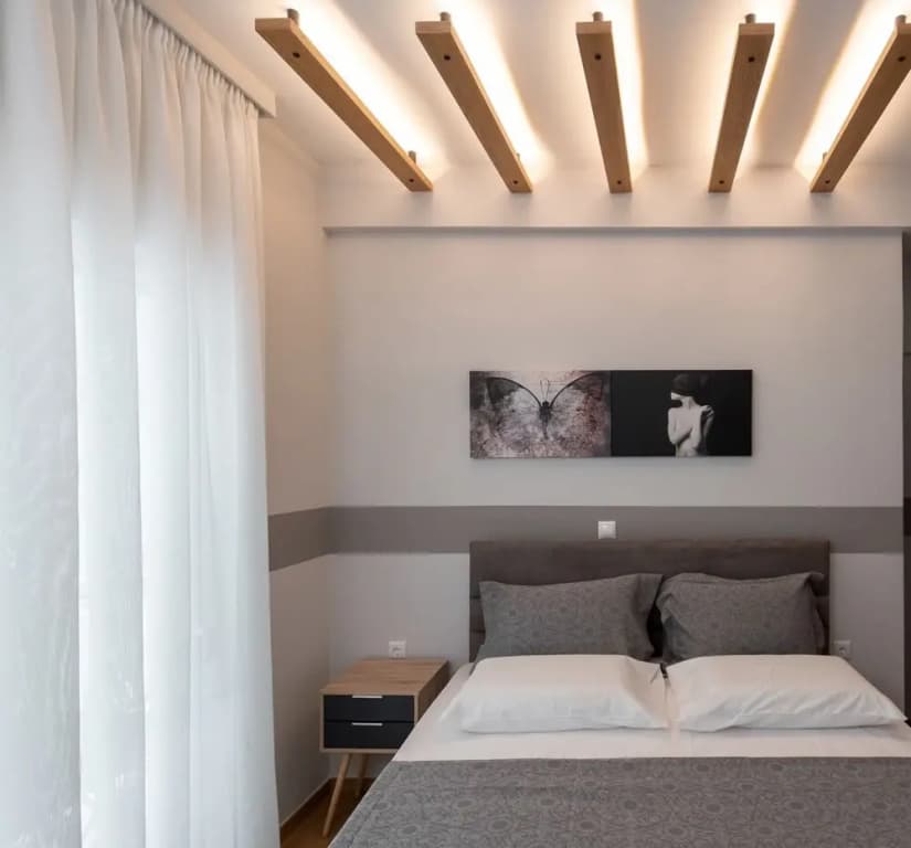 101m² Renovated Apartment in Koukaki - photo 2