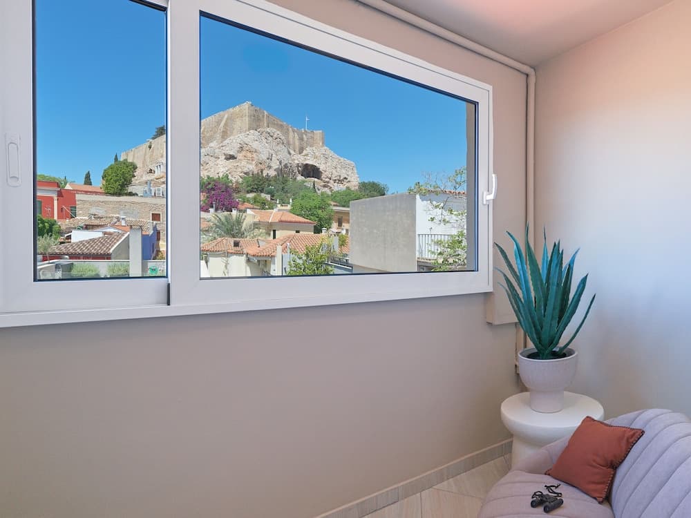 The Acropolis Window - photo 32