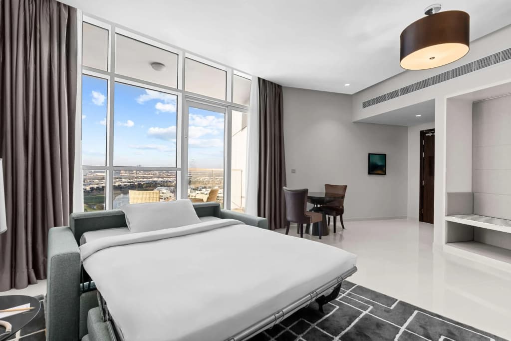 Radisson Dubai Damac Hills - photo 5