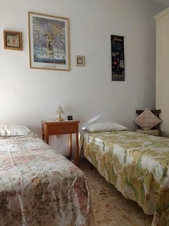 Adrian House - photo 5