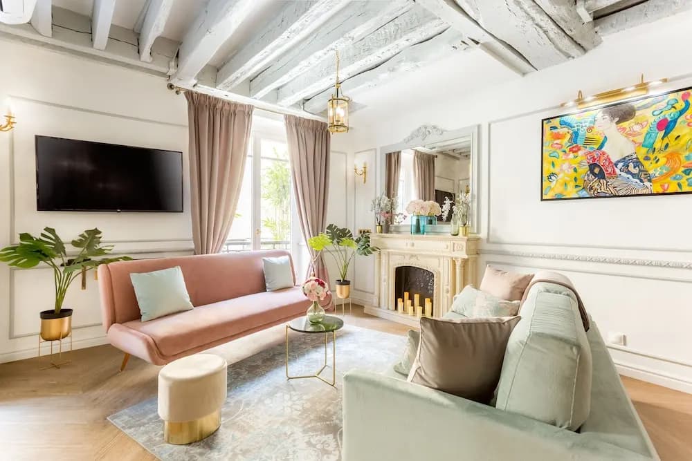 Luxury 4 Bedroom 3 Bathroom Louvre - AC - photo 11