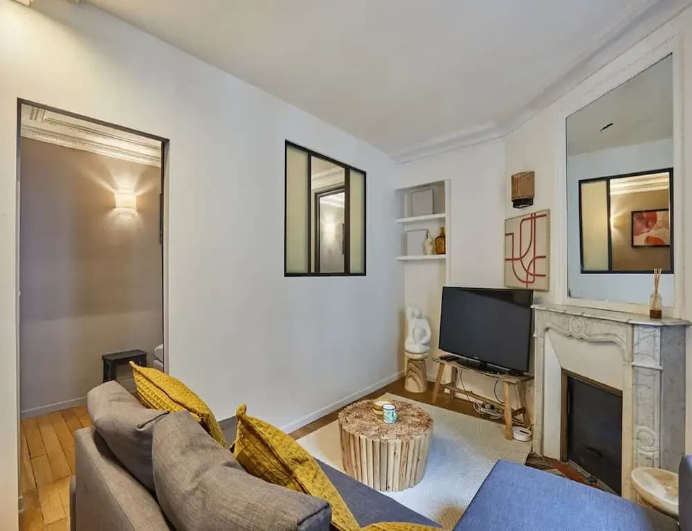 Charming Apartment Center of Paris by Studio Prestige - photo 4