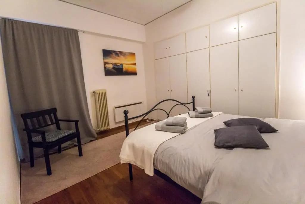 Stylish apt in Athens center - photo 3