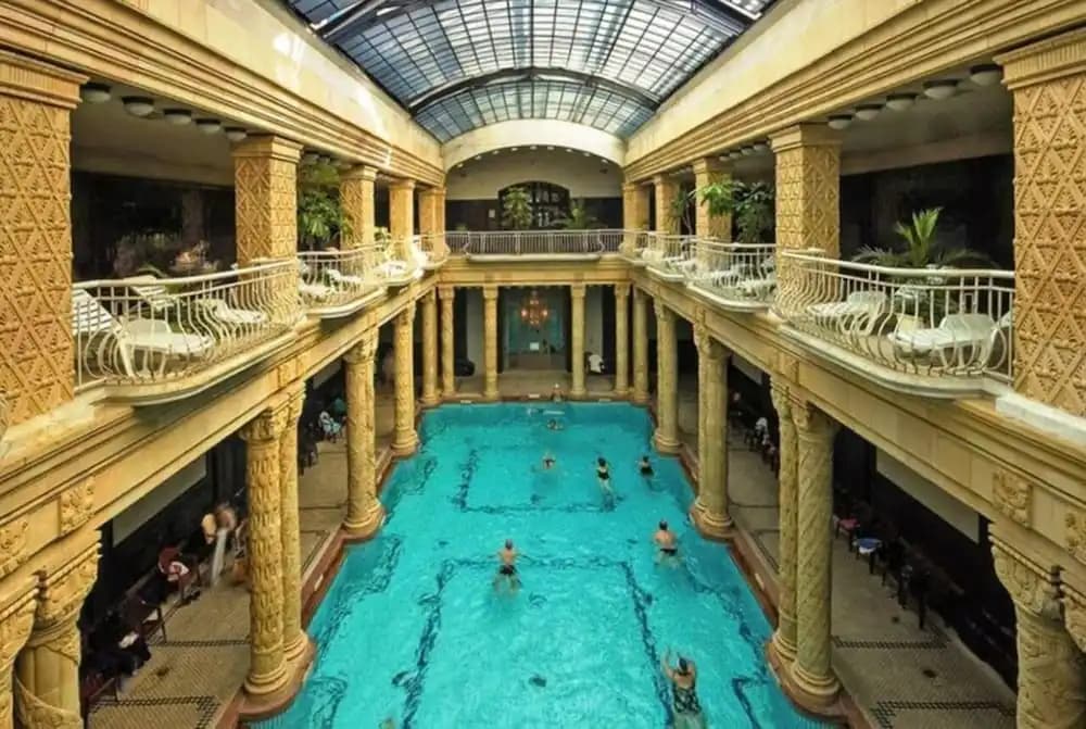 Gellért Budapest Suites - photo 17