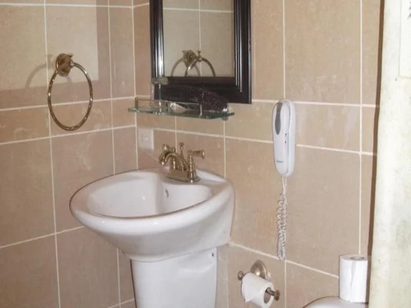 Y Van Hotel - photo 15