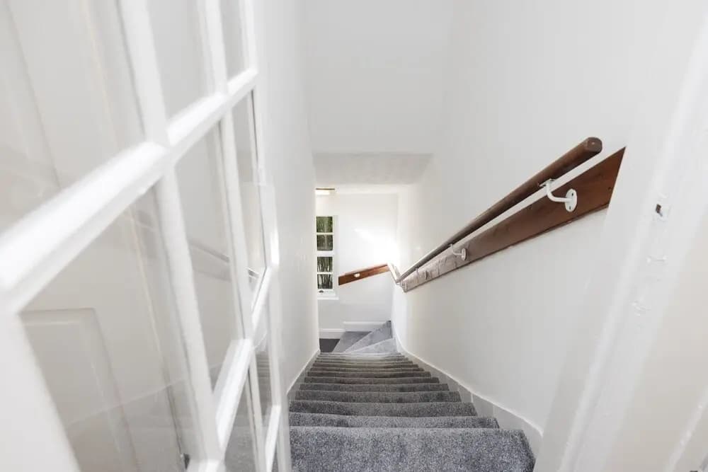 JOIVY Beautiful 2-Br Mews Home, Near Princes Street - photo 10