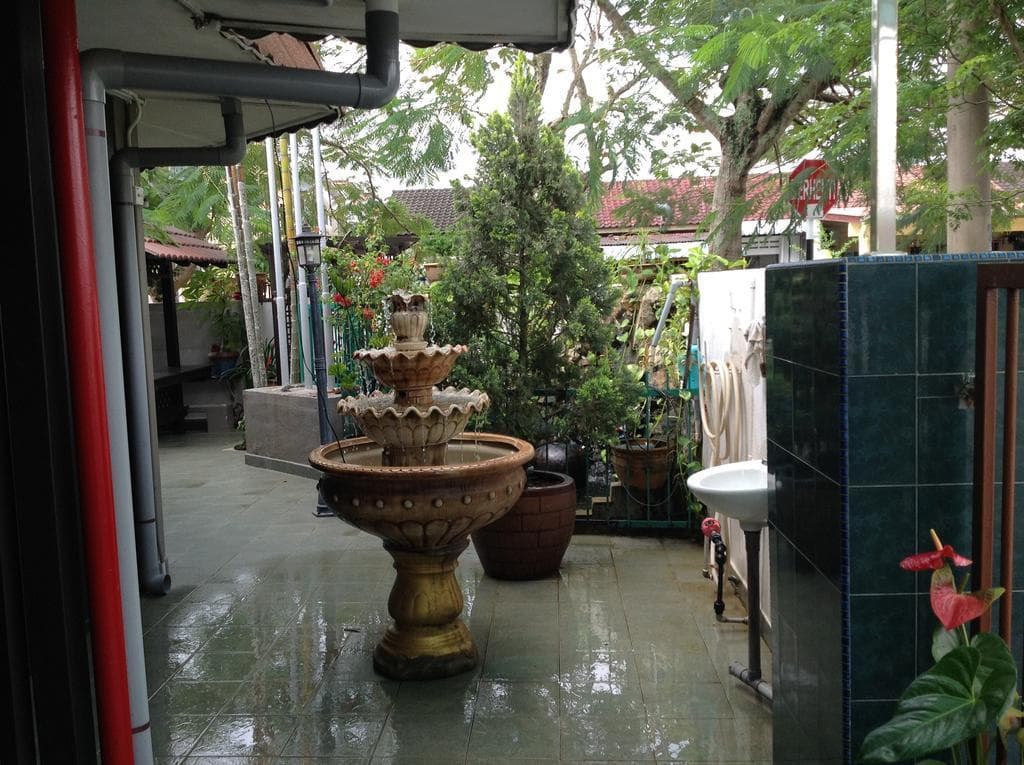 Idyllic Paradise Guest House - photo 12