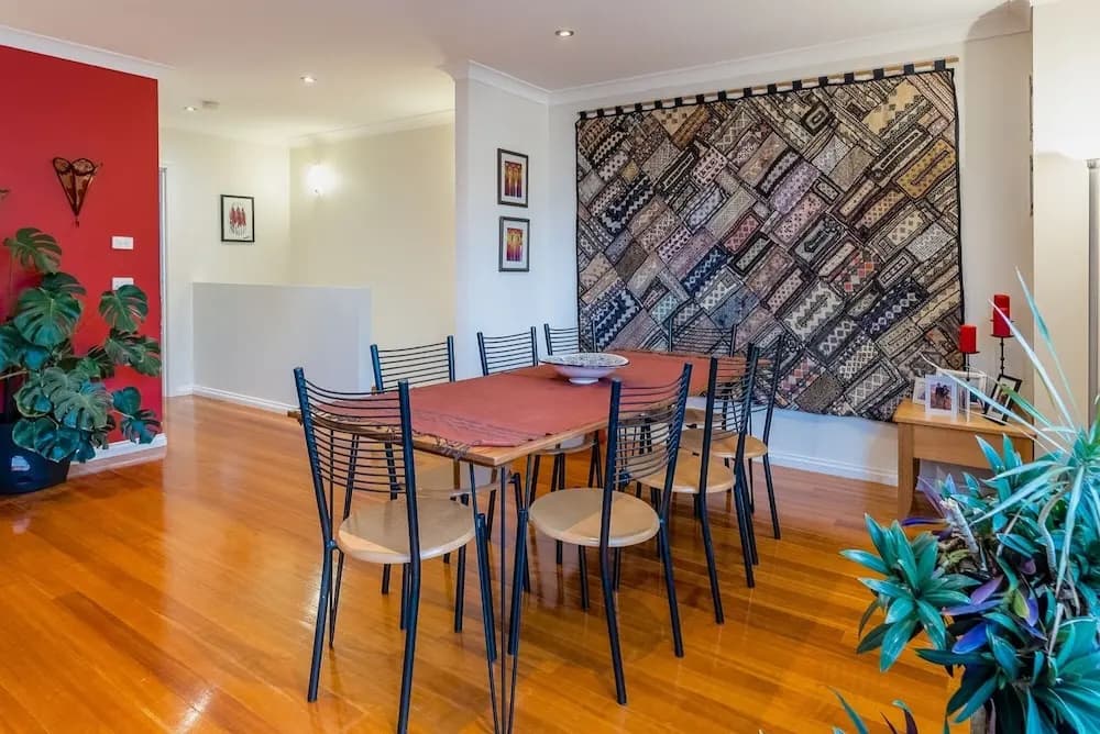 StayCentral - Tranquil Townhouse - photo 15