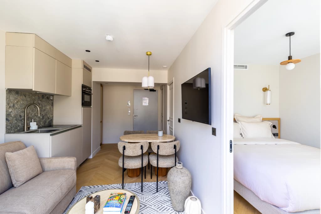 Le Pera Hotel - photo 15