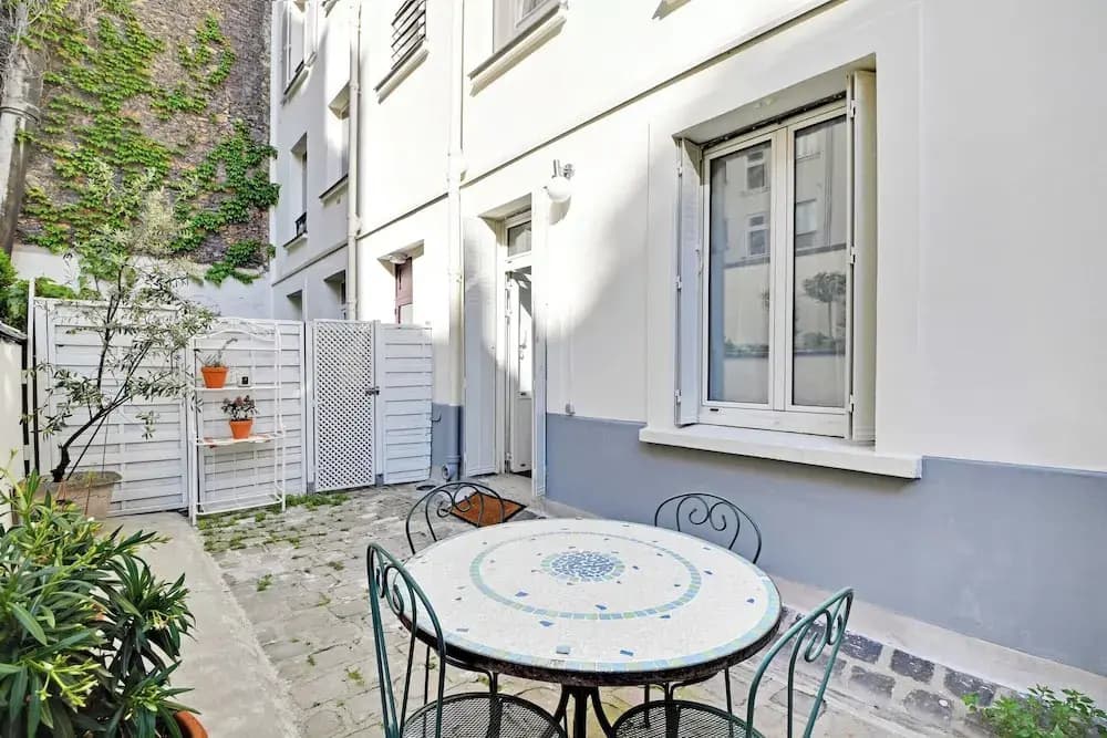 Cozy Studio With Terrace Near the Eiffel Tower - photo 7