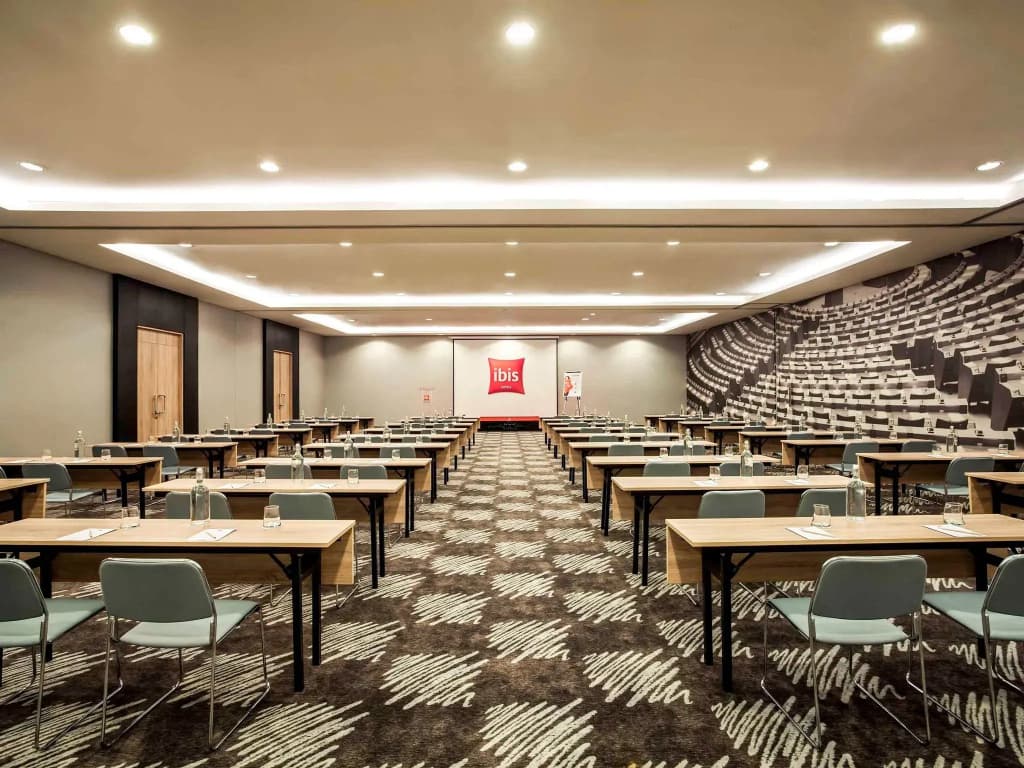 Ibis Jakarta Harmoni - photo 19