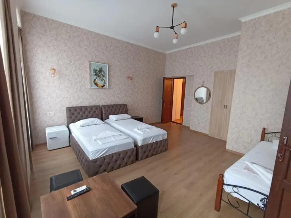 Hotel Guri - photo 3