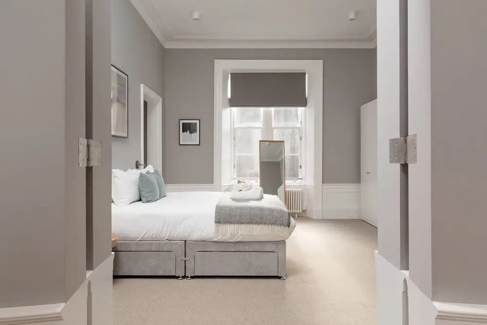 Torphichen Street 5 Star Luxury Apartment - photo 2
