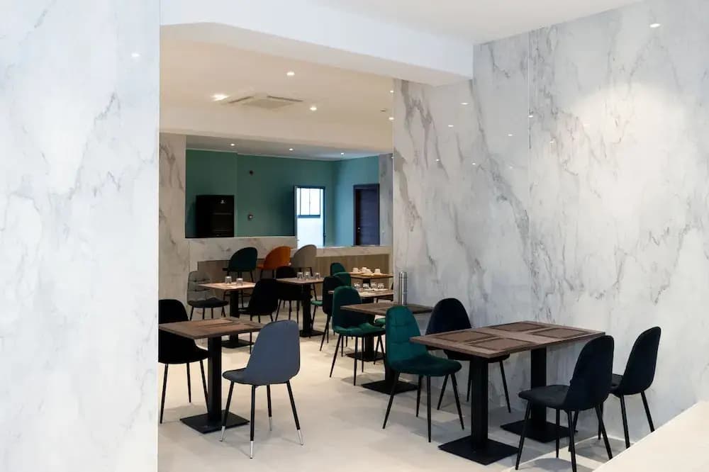 Lh HOTELS - photo 12