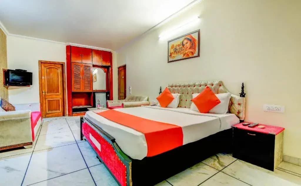 Hotel Rahul Palace - photo 5