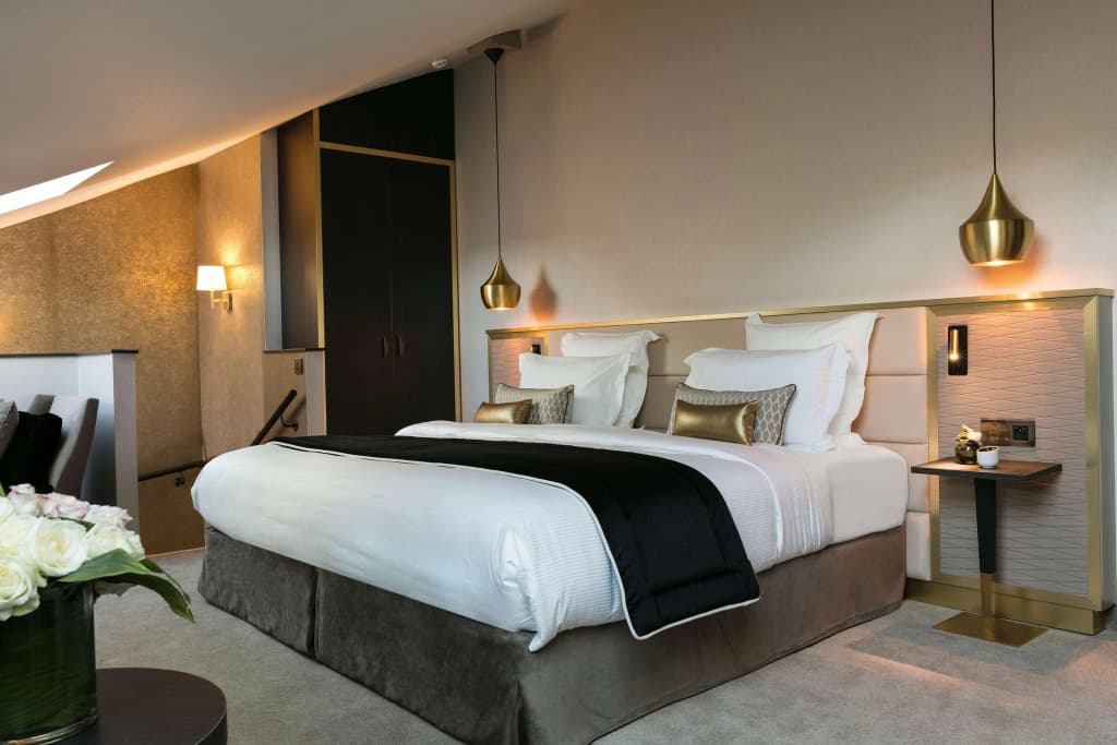 Niepce Paris Hotel, Curio Collection by Hilton - photo 3