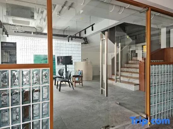 Q Space Sathorn - Narathiwas 18 - photo 10